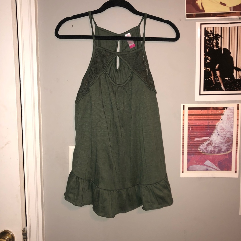 CASUAL TANK WITH DETAIL